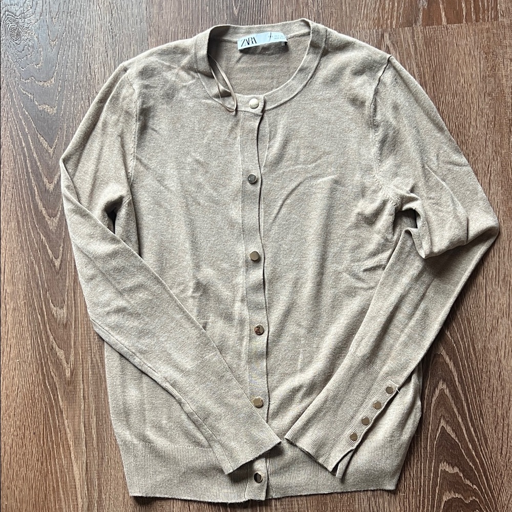 Zara Beige Button-Up Cardigan